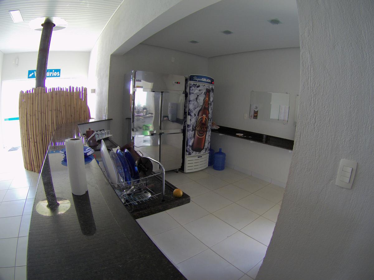 Hostel Escarpas Do Lago กาปีตอลิโอ ภายนอก รูปภาพ